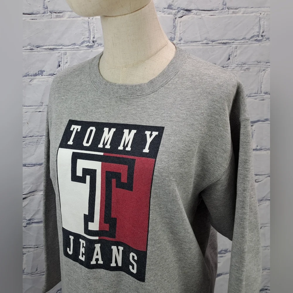 Tommy Hilfiger Tommy Jeans Women's Sweater Vintage 90s Y2K Spell Out Gray Medium - Picture 4 of 11